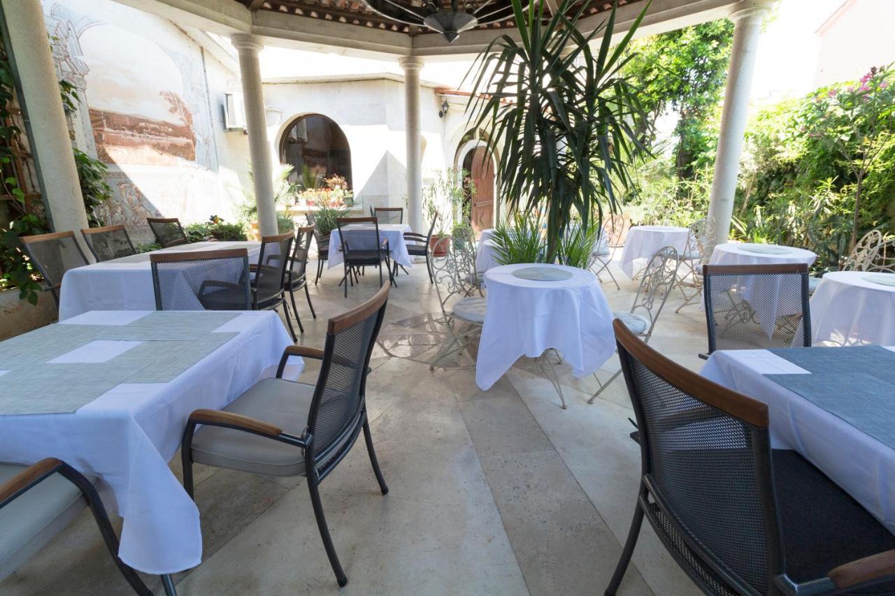 And Palma Bed & Breakfast